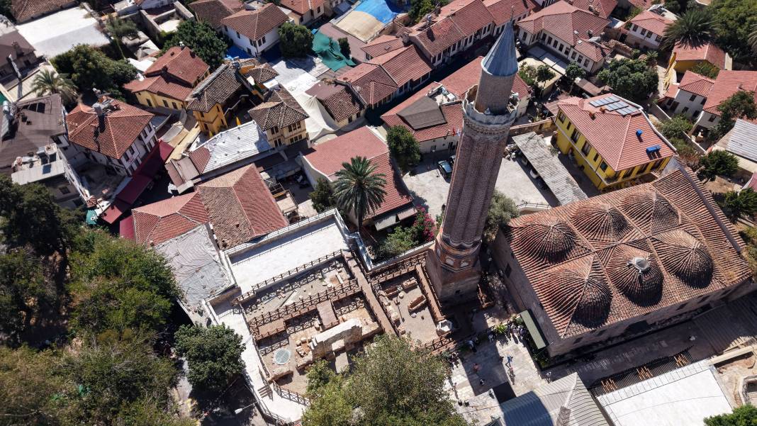 Yivli Minare Külliyesi'nde Tarihi Miras Ortaya Çıktı 5